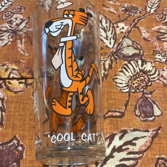 Collectible Vintage Pepsi glasses - Picture 5 of 10